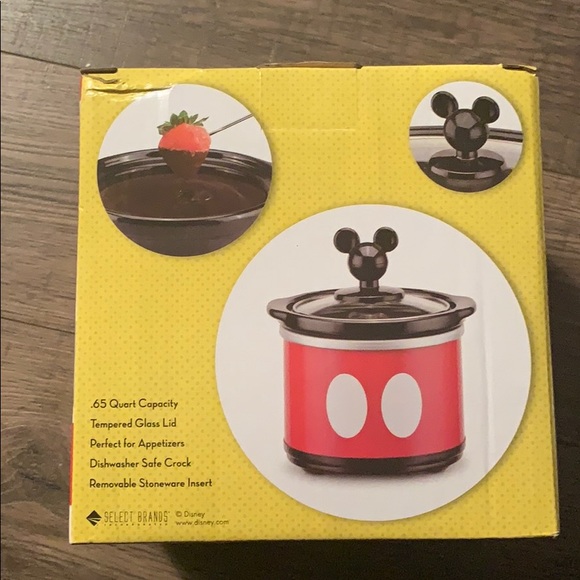 Disney Mickey Mouse Mini Crock pot new - Picture 4 of 5
